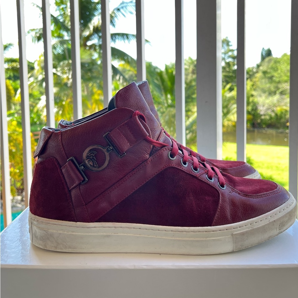 Verses  Versace size 10 men